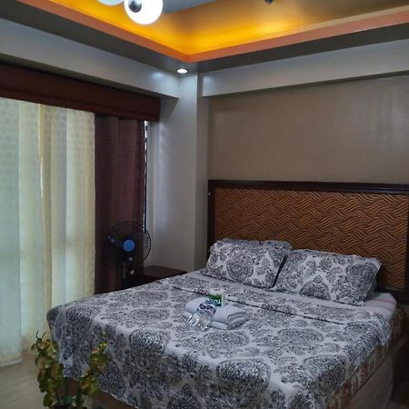 Pasay Condotel Near Resorts World & Airport Buitenkant foto